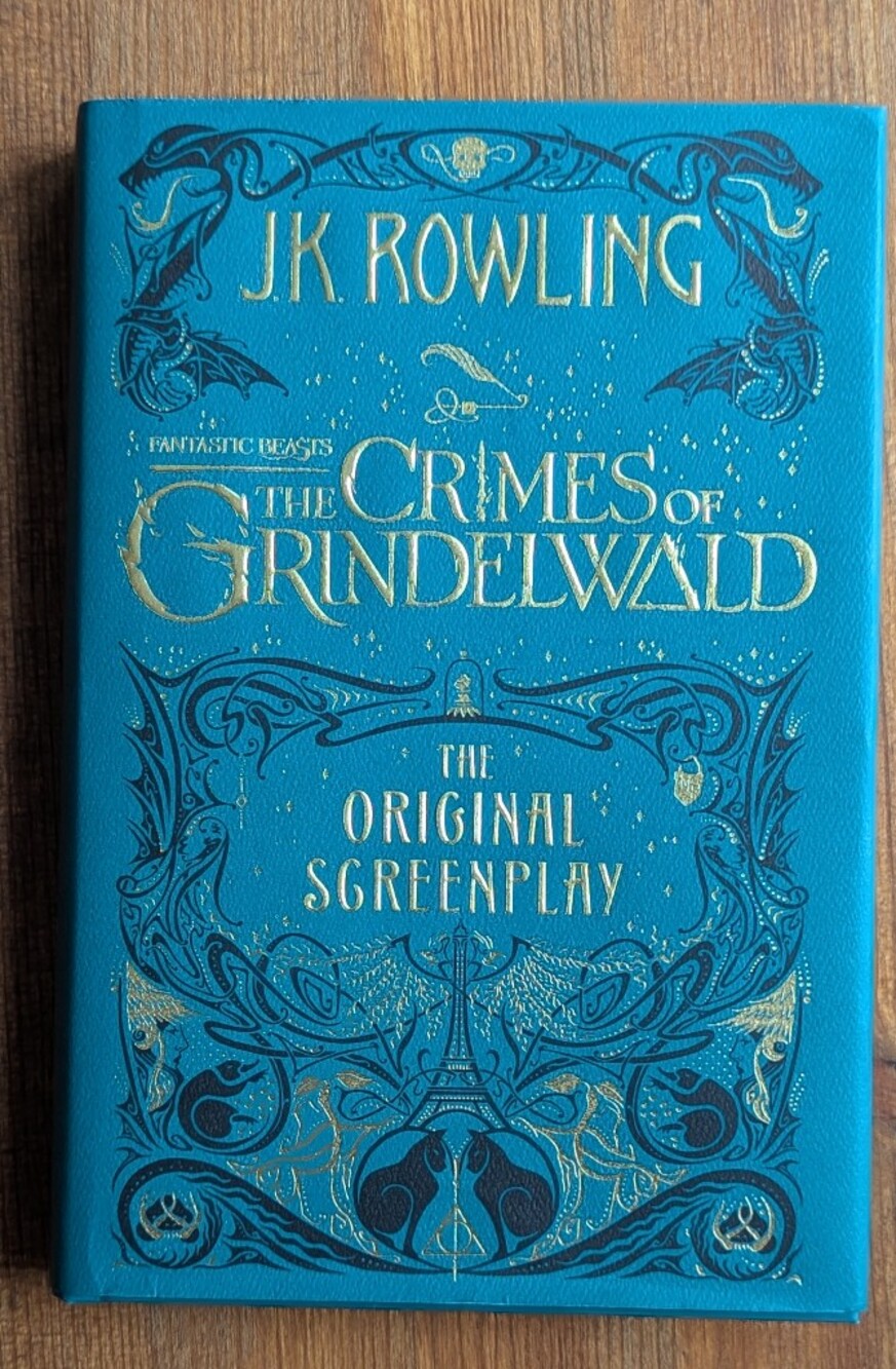 Fantastic Beasts: The Crimes of Grindelwald – The Original Screenplay (Hardcover